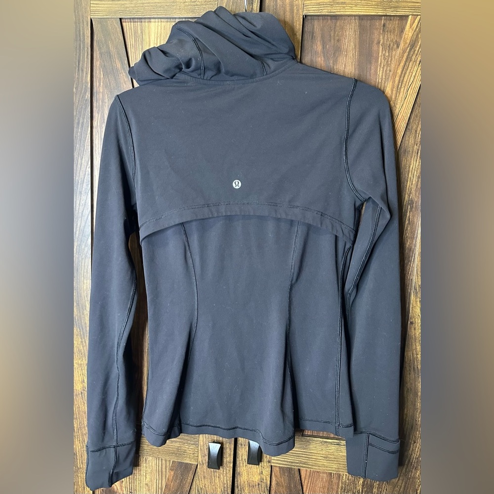 Lululemon Hooded Define Jacket *Nulu EUC - Picture 7 of 8